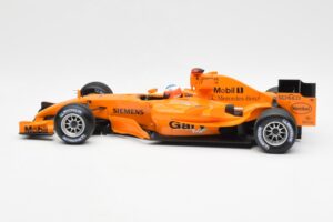 McLaren MP4-20 Mercedes G. Paffett Interim Test Car 2006 Minichamps 1:18 530061895 Metal — billede 3 af 6