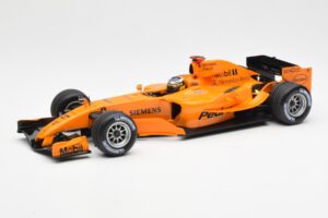 McLaren MP4-20 Mercedes P. de la Rosa Interim Test Car 2006 Minichamps 1:18 530061894 Metal