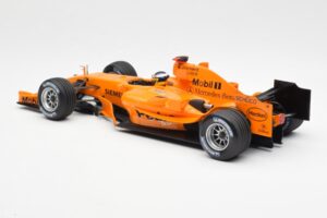 McLaren MP4-20 Mercedes P. de la Rosa Interim Test Car 2006 Minichamps 1:18 530061894 Metal — billede 5 af 6
