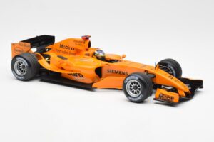 McLaren Mercedes MP4-20 P. de la Rosa F1 Test Car 2005 Minichamps 1:18 B66962343 Metal — billede 4 af 6