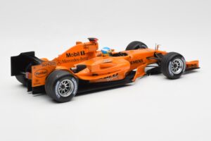 McLaren Mercedes MP4-20 P. de la Rosa F1 Test Car 2006 Minichamps 1:18 PEDRO001 Metal — billede 2 af 6