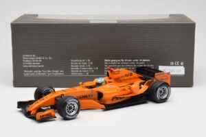 McLaren Mercedes MP4-20 P. de la Rosa F1 Test Car 2006 Minichamps 1:18 PEDRO001 Metal — billede 6 af 6