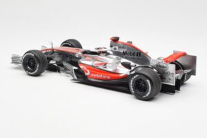 McLaren MP4-21 Mercedes #4 J-P. Montoya Showcar 2006 Minichamps 1:18 MONTOYA002 Metal — billede 5 af 6