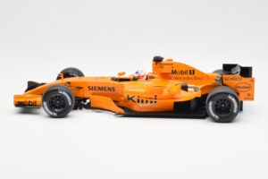 McLaren MP4-21 Mercedes #3 K. Raikkonen Interim Livery 2006 Minichamps 1:18 530061873 Metal — billede 3 af 6
