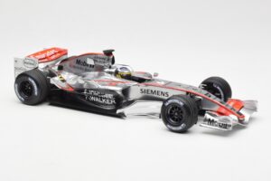 McLaren Mercedes MP4-21 P. de la Rosa F1 Showcar 2006 Minichamps 1:18 B66962346 Metal — billede 4 af 6