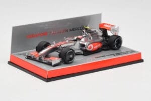 McLaren Mercedes MP4-24 #2 H. Kovalainen Race Car 2009 Minichamps 1:43 503094302 Metal — billede 2 af 5