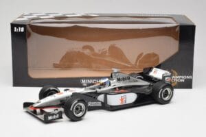 McLaren MP4/13 #8 M. Hakkinen F1 World Champion 1998 Minichamps 1:18 18690008 Metal — billede 6 af 7