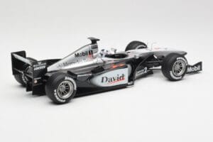McLaren MP4-15 #2 D. Coulthard F1 2000 Hot Wheels 1:18 26740 Metal — billede 2 af 6
