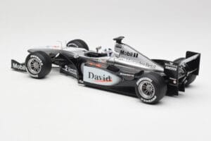 McLaren MP4-15 #2 D. Coulthard F1 2000 Hot Wheels 1:18 26740 Metal — billede 5 af 6