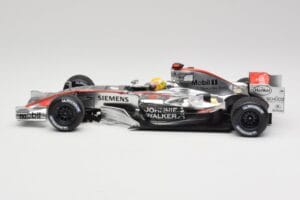 McLaren MP4-21 L. Hamilton Silverstone Test 2006 Minichamps 1:18 530061884 Metal — billede 3 af 6