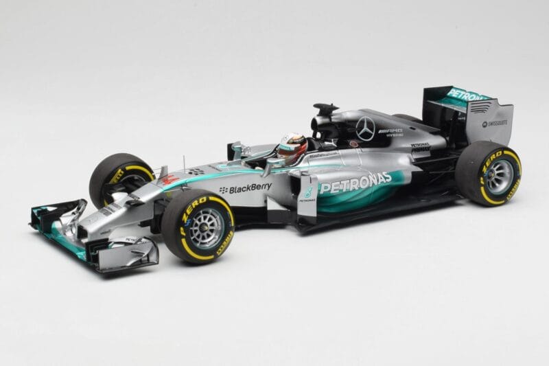 Mercedes AMG Petronas W05 #44 L. Hamilton F1 World Champion 2014 Minichamps 1:18 186140044 Metal