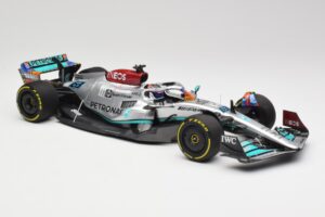 Mercedes AMG W13 E Performance Petronas #63 G. Russell Miami GP 2022 Minichamps 1:18 110220563 Metal — billede 4 af 7