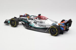 Mercedes AMG W13 E Performance Petronas #63 G. Russell Miami GP 2022 Minichamps 1:18 110220563 Metal — billede 5 af 7