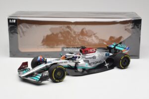 Mercedes AMG W13 E Performance Petronas #63 G. Russell Miami GP 2022 Minichamps 1:18 110220563 Metal — billede 7 af 7