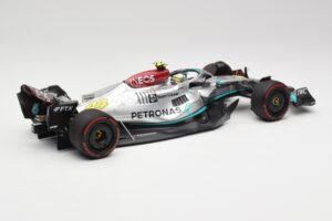 Mercedes AMG W13 E Performance Petronas #44 L. Hamilton Spanish GP 2022 Minichamps 1:18 110220044 Metal — billede 2 af 7