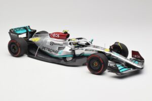 Mercedes AMG W13 E Performance Petronas #44 L. Hamilton Spanish GP 2022 Minichamps 1:18 110220044 Metal — billede 4 af 7