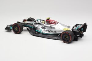 Mercedes AMG W13 E Performance Petronas #44 L. Hamilton Spanish GP 2022 Minichamps 1:18 110220044 Metal — billede 5 af 7