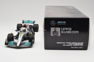 Mercedes AMG W13 E Performance Petronas #44 L. Hamilton Spanish GP 2022 Minichamps 1:18 110220044 Metal — billede 6 af 7