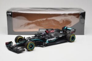 Mercedes AMG W11 Petronas #44 L. Hamilton Styrian GP Winner 2020 Minichamps 1:18 110200244 Resin — billede 7 af 7