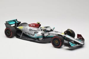 Mercedes AMG W13 E Performance Petronas #44 L. Hamilton Brazilian GP 2022 Minichamps 1:18 110222144 Resin — billede 4 af 7