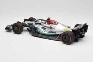 Mercedes AMG W13 E Performance Petronas #44 L. Hamilton Brazilian GP 2022 Minichamps 1:18 110222144 Resin — billede 5 af 7