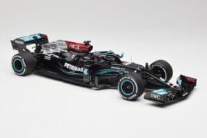 Mercedes AMG W12 #44 L. Hamilton Bahrain GP 2021 Minichamps 1:18 110210144 Metal — billede 4 af 7