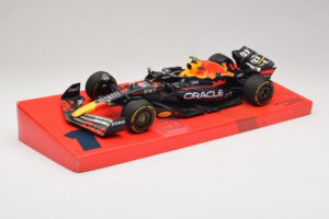 Red Bull Racing RB18 #1 M. Verstappen Oracle Winner Dutch GP 2022 Minichamps 1:18 113223501 Metal — billede 2 af 7