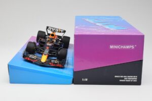Red Bull Racing RB18 #1 M. Verstappen Winner Miami GP 2022 Minichamps 1:18 113220501 Metal — billede 6 af 7