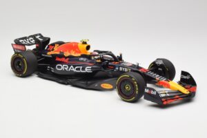 Oracle Red Bull Racing RB18 #11 S. Perez Abu Dhabi GP 2022 Minichamps 1:18 110222211 Metal — billede 4 af 7