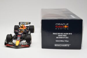 Oracle Red Bull Racing RB18 #11 S. Perez Abu Dhabi GP 2022 Minichamps 1:18 110222211 Metal — billede 6 af 7