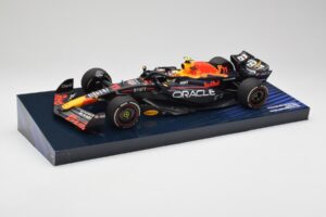 Red Bull Racing RB19 #11 S. Perez Winner Saudi Arabian GP 2023 Minichamps 1:18 113230111 Metal — billede 2 af 6