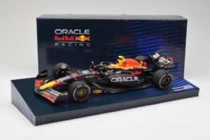 Red Bull Racing RB19 #11 S. Perez Winner Saudi Arabian GP 2023 Minichamps 1:18 113230111 Metal — billede 6 af 6