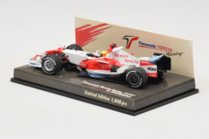 Toyota TF107 #11 R. Schumacher Panasonic Toyota Racing F1 2007 Minichamps 1:43 AM601286 Metal — billede 3 af 5