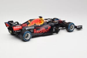 Red Bull Racing Honda RB16B #33 M. Verstappen Turkish GP 2nd Place 2021 Minichamps 1:18 110211633 Metal — billede 2 af 7