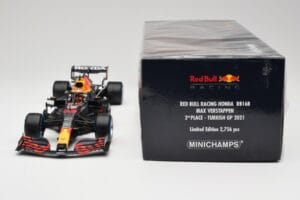 Red Bull Racing Honda RB16B #33 M. Verstappen Turkish GP 2nd Place 2021 Minichamps 1:18 110211633 Metal — billede 6 af 7