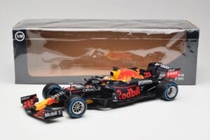Red Bull Racing Honda RB16B #33 M. Verstappen Turkish GP 2nd Place 2021 Minichamps 1:18 110211633 Metal — billede 7 af 7