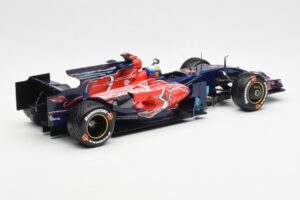Red Bull Racing RB6 #6 M. Webber F1 Showcar 2010 Minichamps 1:18 150100076 Metal — billede 2 af 6