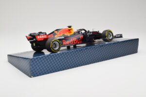 Red Bull Racing Honda RB16B #33 M. Verstappen Emilia Romagna GP 2021 Case Edition Minichamps 1:18 113210133 Resin — billede 3 af 7