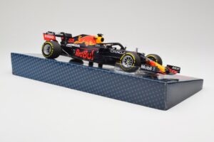 Red Bull Racing Honda RB16B #33 M. Verstappen Emilia Romagna GP 2021 Case Edition Minichamps 1:18 113210133 Resin — billede 4 af 7