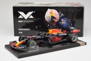 Red Bull Racing RB16B #33 M. Verstappen Monaco GP Winner 2021 Minichamps 1:18 113210533-R1 Resin — billede 6 af 6