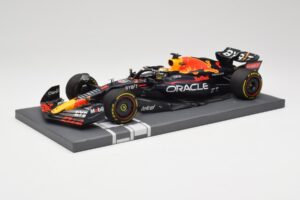 Oracle Red Bull Racing RB18 #33 M. Verstappen Mexican GP 2022 Minichamps 1:18 113222001 Resin — billede 2 af 7