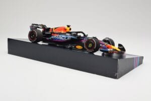 Oracle Red Bull Racing RB19 #33 M. Verstappen Miami GP 2023 Case Edition Minichamps 1:18 113233501 Resin — billede 4 af 7