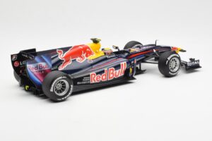 Red Bull Racing Renault RB6 #6 M. Webber F1 2010 Minichamps 1:18 110100006 Metal — billede 2 af 6