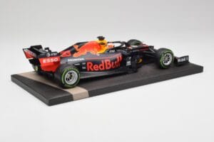 Red Bull RB15 #33 M. Verstappen German GP Winner Wet 2019 Minichamps 1:18 113191133 Metal — billede 3 af 7