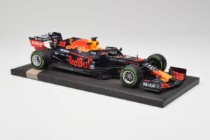 Red Bull RB15 #33 M. Verstappen German GP Winner Wet 2019 Minichamps 1:18 113191133 Metal — billede 4 af 7