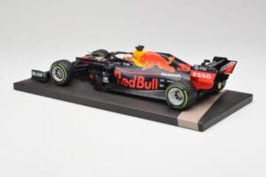 Red Bull RB15 #33 M. Verstappen German GP Winner Wet 2019 Minichamps 1:18 113191133 Metal — billede 5 af 7