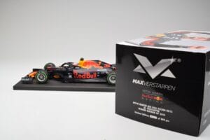Red Bull RB15 #33 M. Verstappen German GP Winner Wet 2019 Minichamps 1:18 113191133 Metal — billede 7 af 7