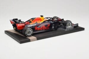 Red Bull RB16 #33 M. Verstappen Red Bull Racing 70th Anniversary GP Winner 2020 Minichamps 1:18 113200533-M1 Resin — billede 3 af 7