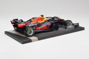 Red Bull RB16B #33 M. Verstappen Emilia Romagna GP Winner 2021 Minichamps 1:18 113210233T Metal — billede 3 af 6