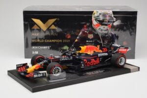 Red Bull RB16B #33 M. Verstappen Abu Dhabi GP 2021 Winner Missing Figurine & Pitboard Minichamps 1:18 113212333 Resin — billede 7 af 7